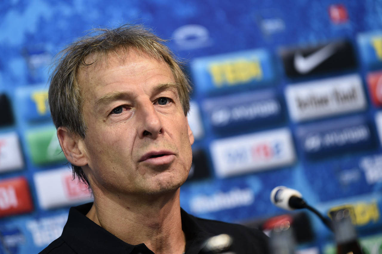 香港足球聯賽_克林斯曼：只有梅西可以不防守香港足球聯賽，阿隆索得让姆巴佩和维尼修斯回防