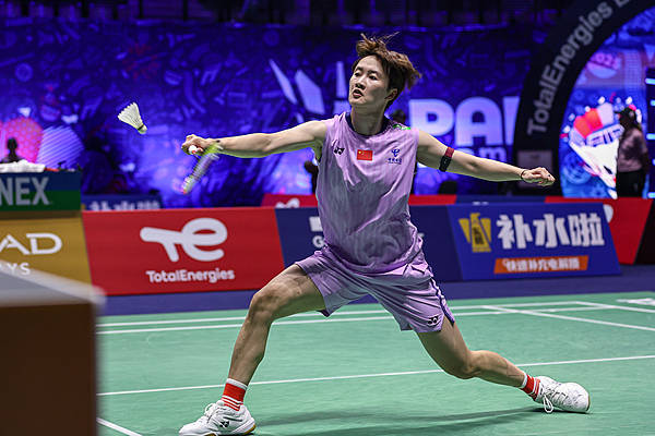 今治vs磐城_羽毛球世锦赛｜男女单四强只剩“独苗”今治vs磐城，石宇奇和陈雨菲是国羽最后的希望