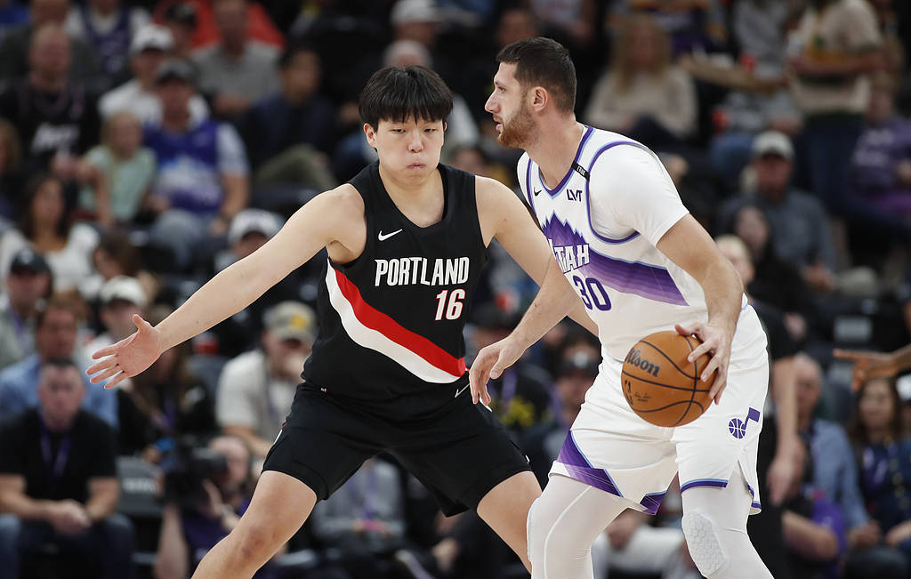 皇冠皇冠代理平台_杨瀚森2分0板2犯霍乐迪27+8 开拓者险胜爵士